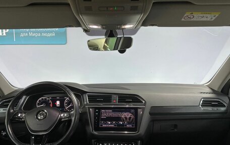 Volkswagen Tiguan II, 2018 год, 2 990 000 рублей, 12 фотография
