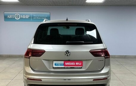 Volkswagen Tiguan II, 2018 год, 2 990 000 рублей, 6 фотография