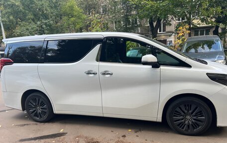 Toyota Alphard III, 2019 год, 4 900 000 рублей, 3 фотография