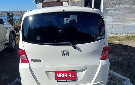 Honda Freed I, 2009 год, 870 000 рублей, 2 фотография