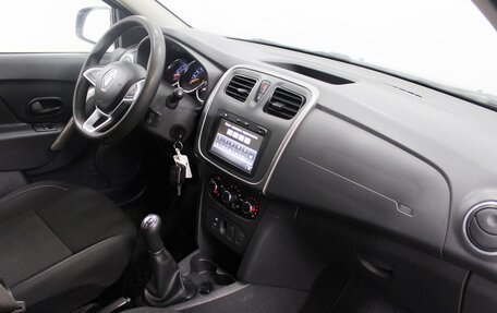 Renault Sandero II рестайлинг, 2018 год, 920 000 рублей, 7 фотография