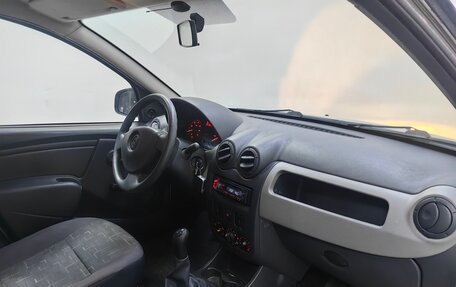 Renault Sandero I, 2014 год, 609 000 рублей, 13 фотография