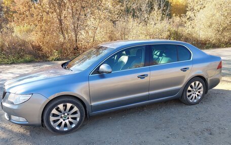 Skoda Superb III рестайлинг, 2008 год, 900 000 рублей, 1 фотография