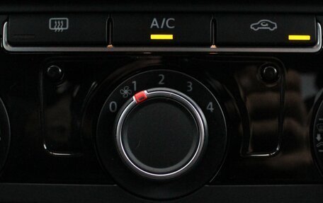 Volkswagen Jetta VI, 2015 год, 1 150 000 рублей, 19 фотография