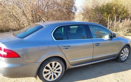 Skoda Superb III рестайлинг, 2008 год, 900 000 рублей, 9 фотография