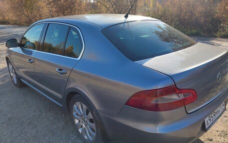 Skoda Superb III рестайлинг, 2008 год, 900 000 рублей, 21 фотография