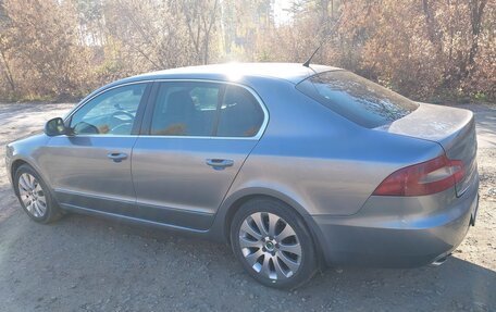 Skoda Superb III рестайлинг, 2008 год, 900 000 рублей, 22 фотография