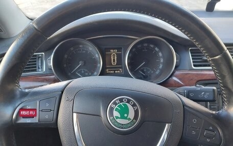 Skoda Superb III рестайлинг, 2008 год, 900 000 рублей, 29 фотография