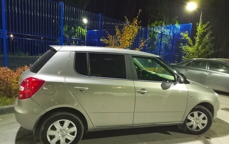 Skoda Fabia II, 2010 год, 900 000 рублей, 2 фотография