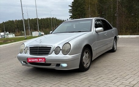 Mercedes-Benz E-Класс, 2000 год, 470 000 рублей, 1 фотография