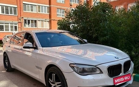 BMW 7 серия, 2012 год, 1 980 000 рублей, 7 фотография