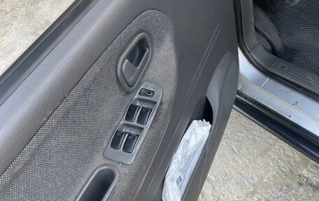 KIA Sportage IV рестайлинг, 2002 год, 400 000 рублей, 10 фотография