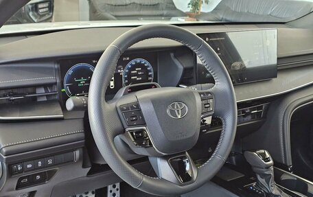 Toyota Camry, 2025 год, 4 770 000 рублей, 14 фотография