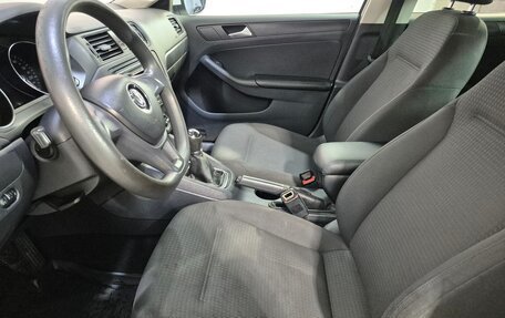 Volkswagen Jetta VI, 2015 год, 960 000 рублей, 12 фотография