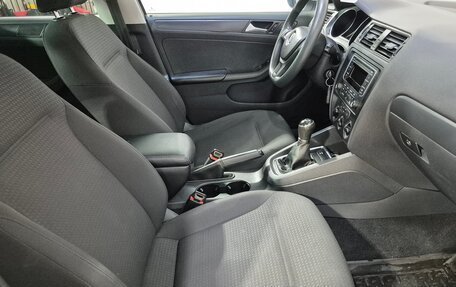 Volkswagen Jetta VI, 2015 год, 960 000 рублей, 13 фотография