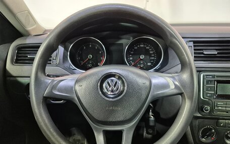 Volkswagen Jetta VI, 2015 год, 960 000 рублей, 11 фотография