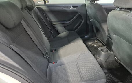 Volkswagen Jetta VI, 2015 год, 960 000 рублей, 14 фотография