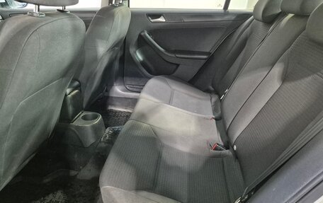 Volkswagen Jetta VI, 2015 год, 960 000 рублей, 15 фотография