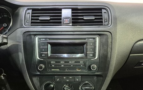 Volkswagen Jetta VI, 2015 год, 960 000 рублей, 17 фотография