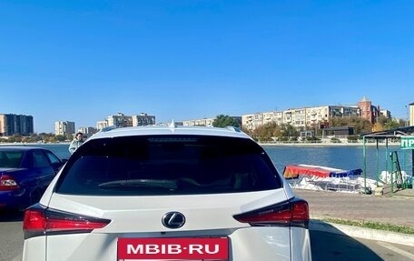 Lexus NX I, 2019 год, 3 700 000 рублей, 4 фотография