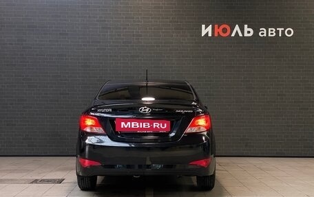 Hyundai Solaris II рестайлинг, 2015 год, 1 050 000 рублей, 6 фотография