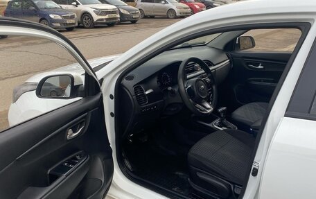 KIA Rio IV, 2017 год, 699 000 рублей, 3 фотография