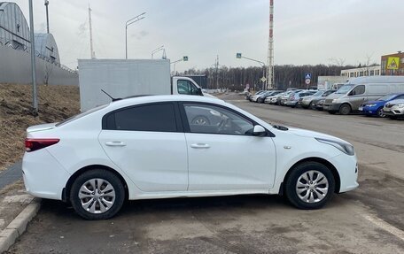 KIA Rio IV, 2017 год, 699 000 рублей, 6 фотография