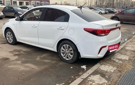 KIA Rio IV, 2017 год, 699 000 рублей, 4 фотография