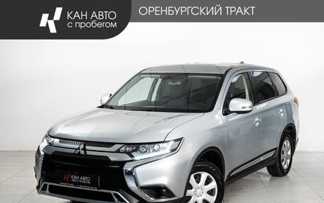 Mitsubishi Outlander III рестайлинг 3, 2020 год, 1 950 000 рублей, 1 фотография