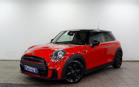 MINI Hatch, 2018 год, 1 730 000 рублей, 2 фотография