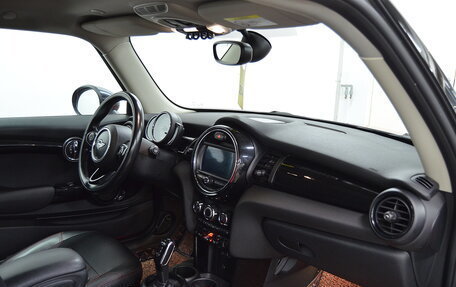 MINI Hatch, 2018 год, 1 730 000 рублей, 13 фотография
