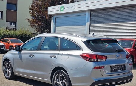 Hyundai i30 III, 2023 год, 1 365 657 рублей, 5 фотография