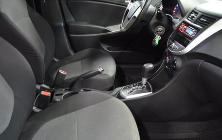 Hyundai Solaris II рестайлинг, 2013 год, 710 000 рублей, 9 фотография