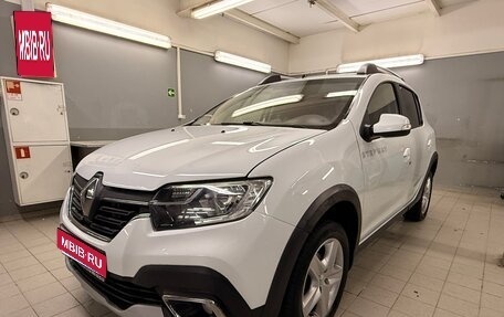 Renault Sandero II рестайлинг, 2019 год, 975 000 рублей, 1 фотография