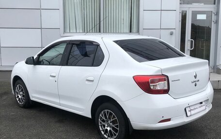 Renault Logan II, 2015 год, 633 000 рублей, 7 фотография