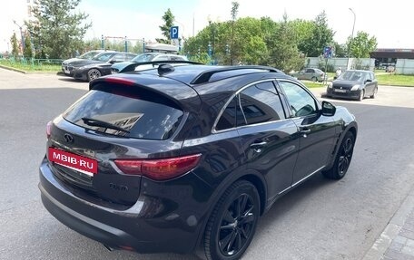 Infiniti QX70, 2014 год, 1 920 000 рублей, 4 фотография