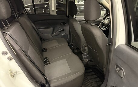 Renault Sandero II рестайлинг, 2019 год, 975 000 рублей, 25 фотография