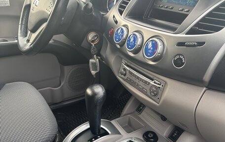 Mitsubishi L200 IV рестайлинг, 2007 год, 1 645 000 рублей, 27 фотография