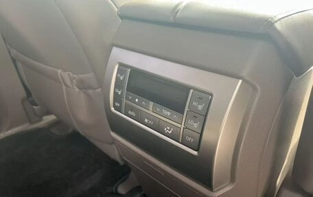 Lexus GX II, 2011 год, 311 000 000 рублей, 14 фотография