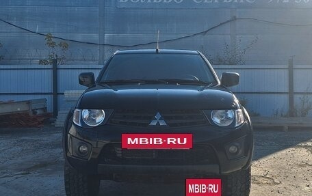 Mitsubishi L200 IV рестайлинг, 2013 год, 999 000 рублей, 8 фотография