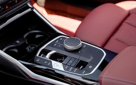 BMW 3 серия, 2022 год, 3 590 000 рублей, 14 фотография