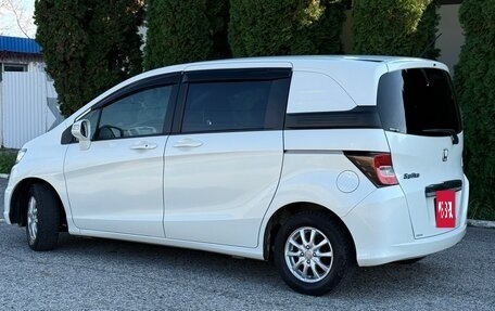 Honda Freed I, 2012 год, 1 015 000 рублей, 5 фотография