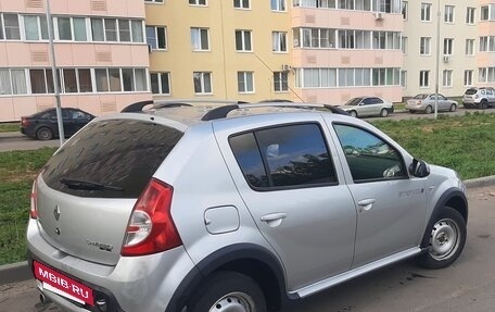 Renault Sandero I, 2014 год, 700 000 рублей, 4 фотография