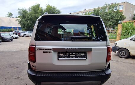 Toyota Land Cruiser Prado 150 рестайлинг 2, 2024 год, 8 190 000 рублей, 8 фотография