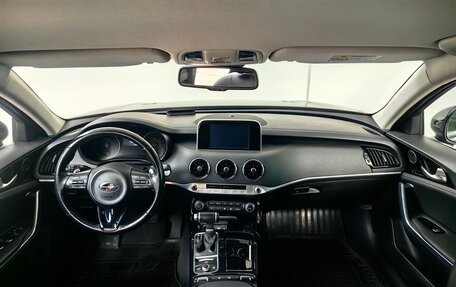 KIA Stinger I, 2019 год, 2 280 000 рублей, 10 фотография