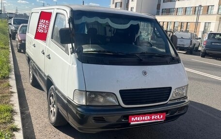 SsangYong Istana, 1999 год, 350 000 рублей, 1 фотография