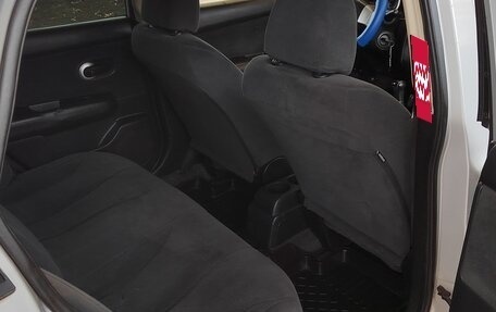 Nissan Tiida, 2013 год, 700 000 рублей, 11 фотография