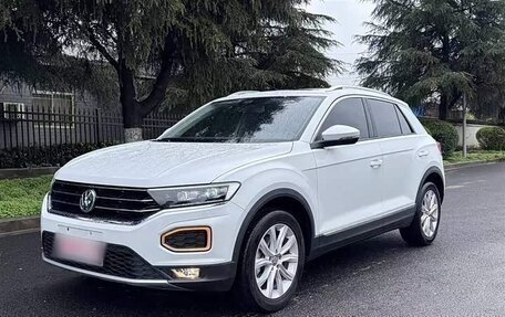 Volkswagen T-Roc I, 2020 год, 1 580 000 рублей, 7 фотография