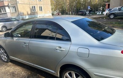 Toyota Avensis III рестайлинг, 2004 год, 620 000 рублей, 1 фотография