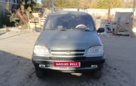 Chevrolet Niva I рестайлинг, 2004 год, 330 000 рублей, 1 фотография